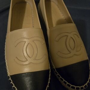 CHANEL Tan and Black Espadrilles